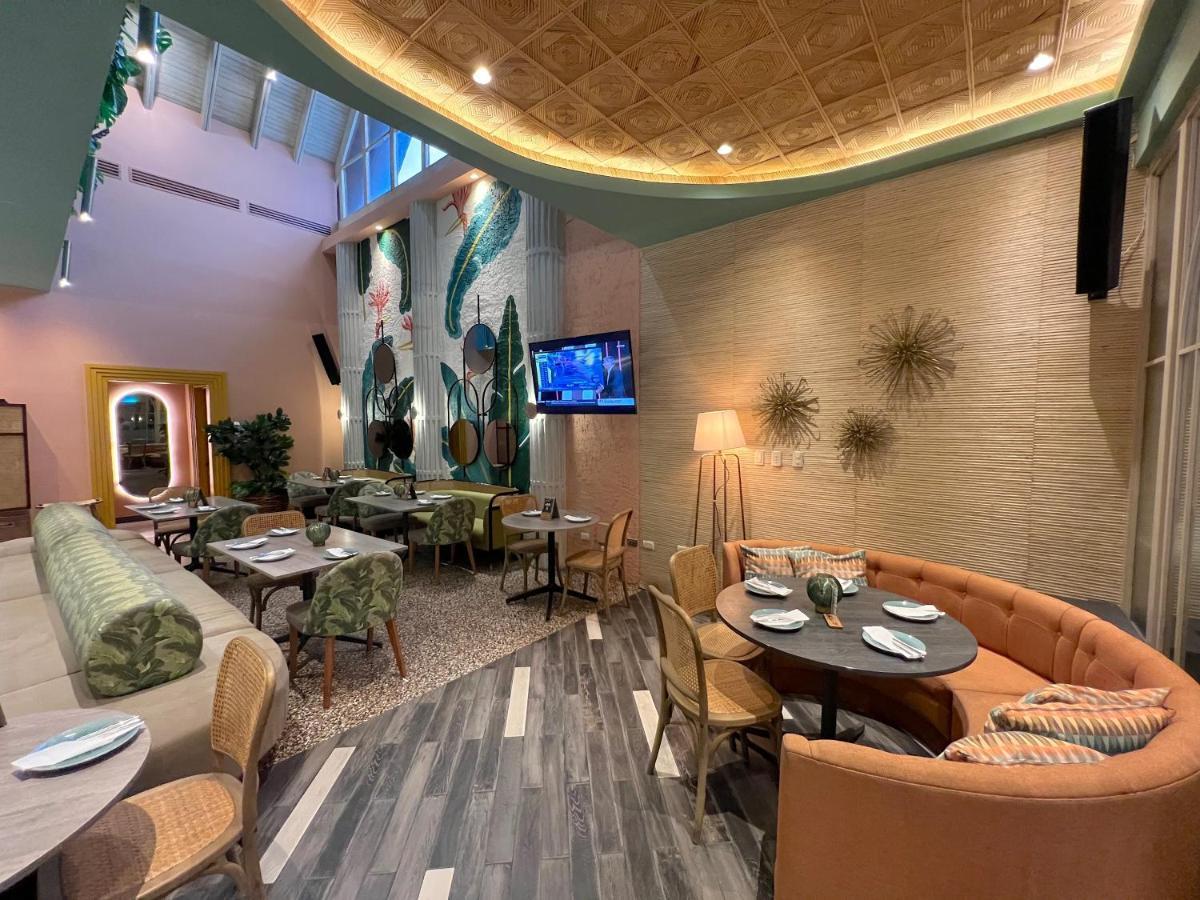 Vacation Suites With Rooftop Pool, Beach Club, Spa, Restaurants - Ducassi Collection - Playa Los Corales Punta Cana Esterno foto