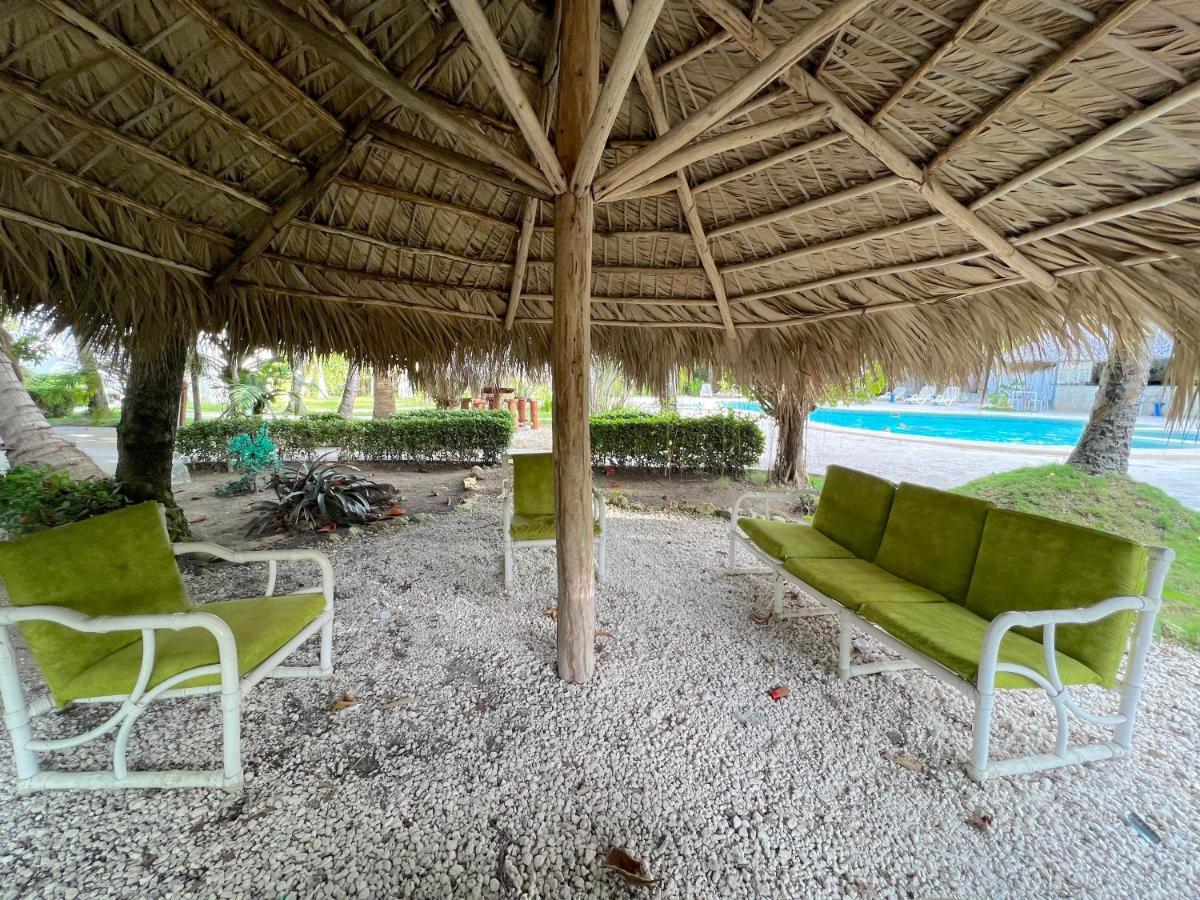 Vacation Suites With Rooftop Pool, Beach Club, Spa, Restaurants - Ducassi Collection - Playa Los Corales Punta Cana Esterno foto